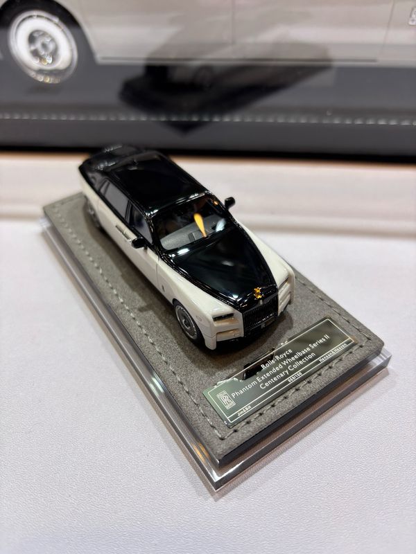 Henson &amp; Heaven 1/64 Resin Rolls Royce Phantom Extended Wheelbase Series II Centenary Collection