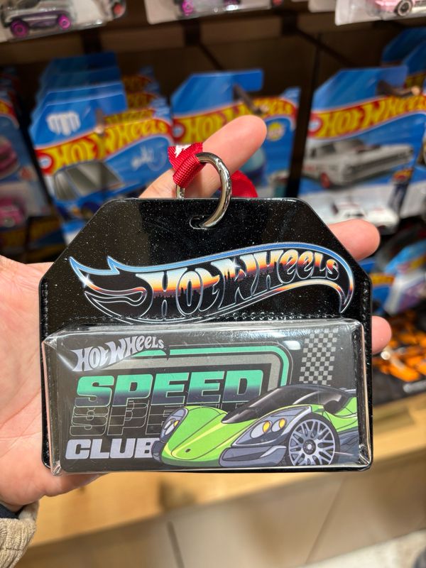 [PREORDER] Hot Wheels x Miniso Exclusive Black Keychain Car Display