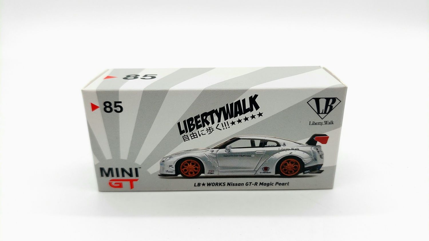[UNSEALED] #85 MINI GT LB★WORKS Nissan GT-R Magic Pearl