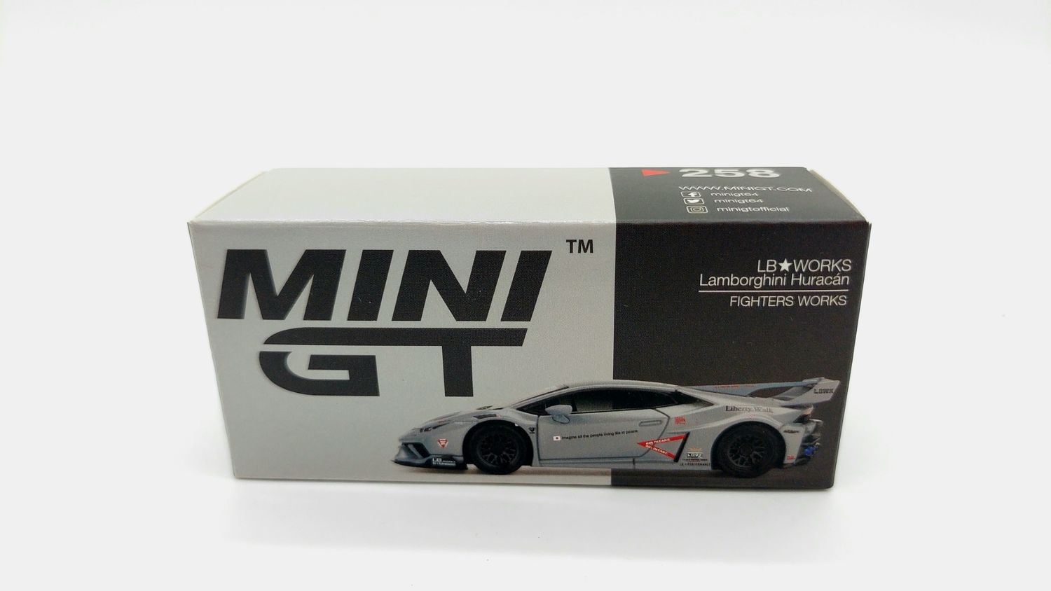[UNSEALED] #258 MINI GT LB★WORKS Lamborghini Huracán FIGHTER WORKS