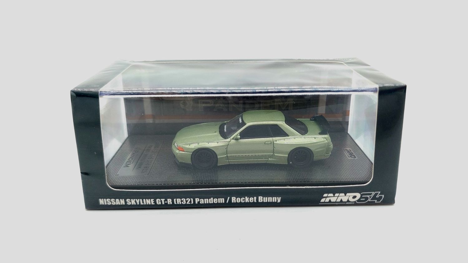 INNO64 Nissan Skyline GT-R (R32) Pandem / Rocket Bunny Millennium Jade