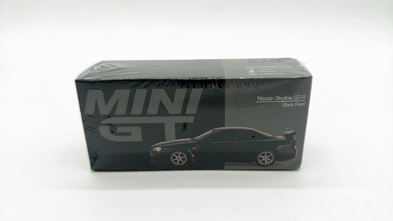 #570 MINI GT Nissan Skyline GT-R (R34) V-Spec Black Pearl