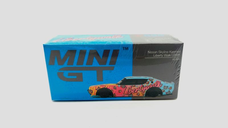#698 MINI GT Nissan Skyline Kenmeri Liberty Walk LBWK KUMA