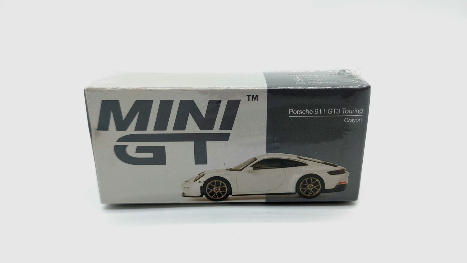 #675 MINI GT Porsche 911 (992) GT3 Touring Crayon