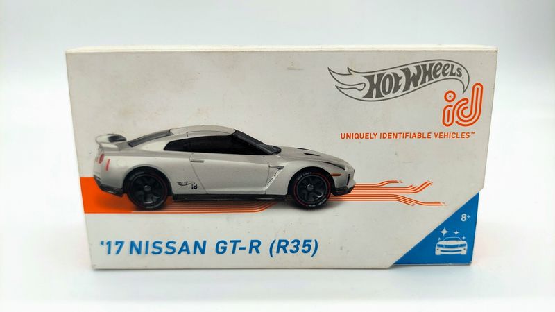 Hot Wheels ID 2017 White Nissan Skyline GT-R (R35)