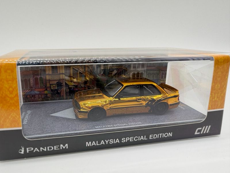 CM Model Pandem BMW E30 Gold Chrome Chase | 2026 Malaysia Diecast Expo (MDX)