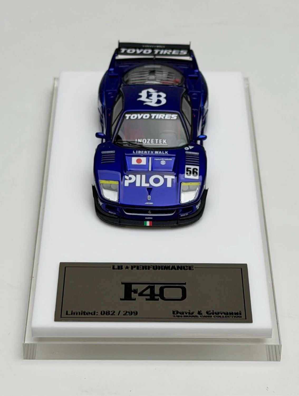 Davis &amp; Giovanni 1/64 Ferrari F40 LBWK Blue Pilot Livery