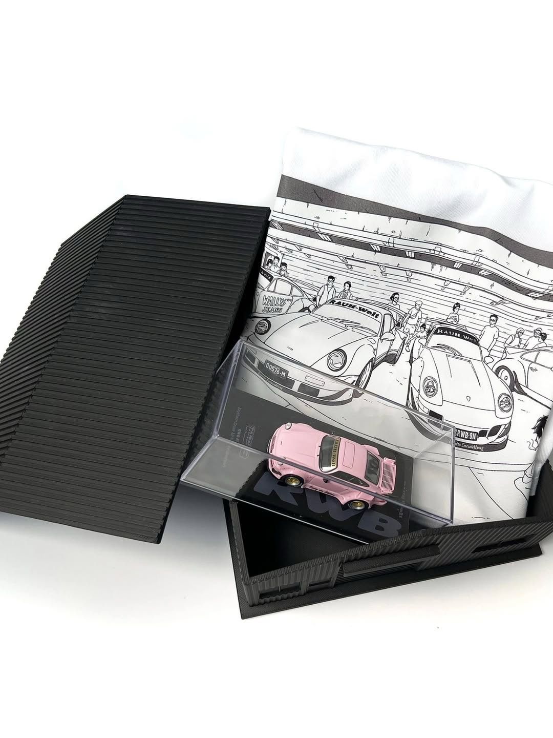 [PREORDER] RWB Australia x Tarmac Works Porsche RWB 930 Southern Cross 10 Year Anniversary SoCro Birth Model Box Set