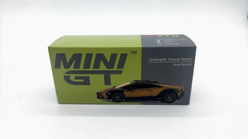 [UNSEALED] #779 MINI GT Lamborghini Huracán Sterrato Verde Gea Matt