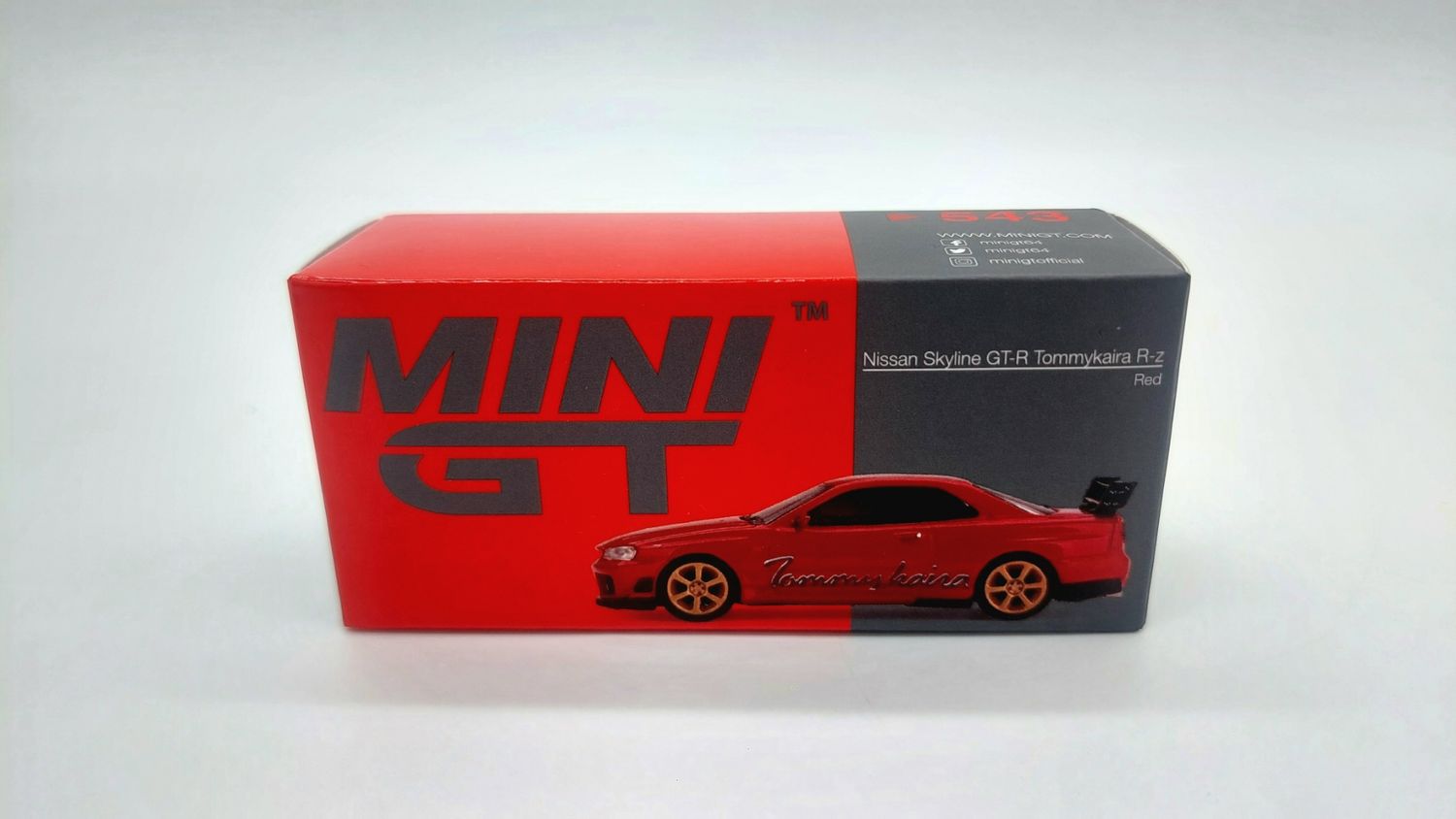 [UNSEALED] #543 MINI GT Nissan GT-R (R34) Tommykaira R-z Red