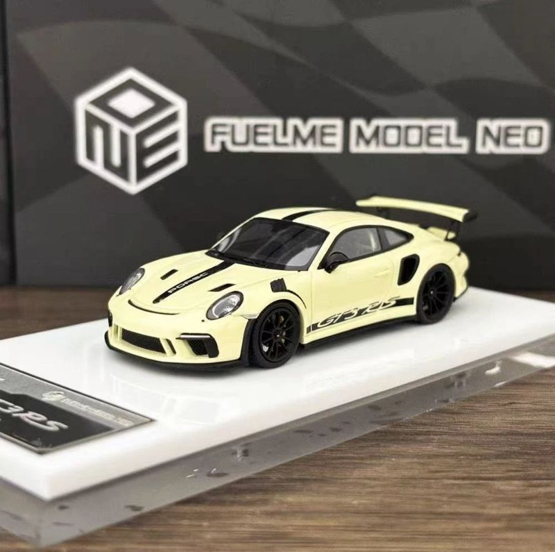 Fuel Me Porsche 911 GT3 RS Light Ivory (FM-NEO64054)