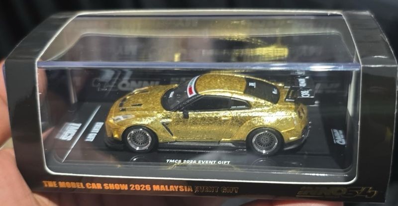 [PREORDER] INNO64 DarwinPRO R35 Lifetime WBK Gold Flake Design Event Gift Model 2026 The Model Car Show Malaysia