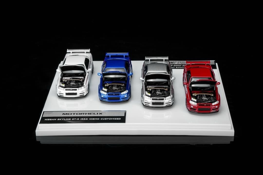 [PREORDER] Motorhelix Nissan Skyline GT-R (R34) Nismo Customized Set of 4 Dinner Exclusive | 2026 The Model Car Show