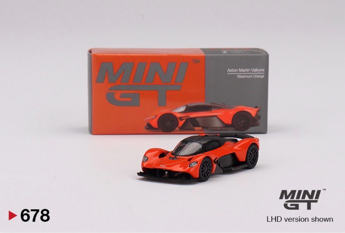 [UNSEALED] #678 MINI GT Aston Martin Valkyrie Maximum Orange