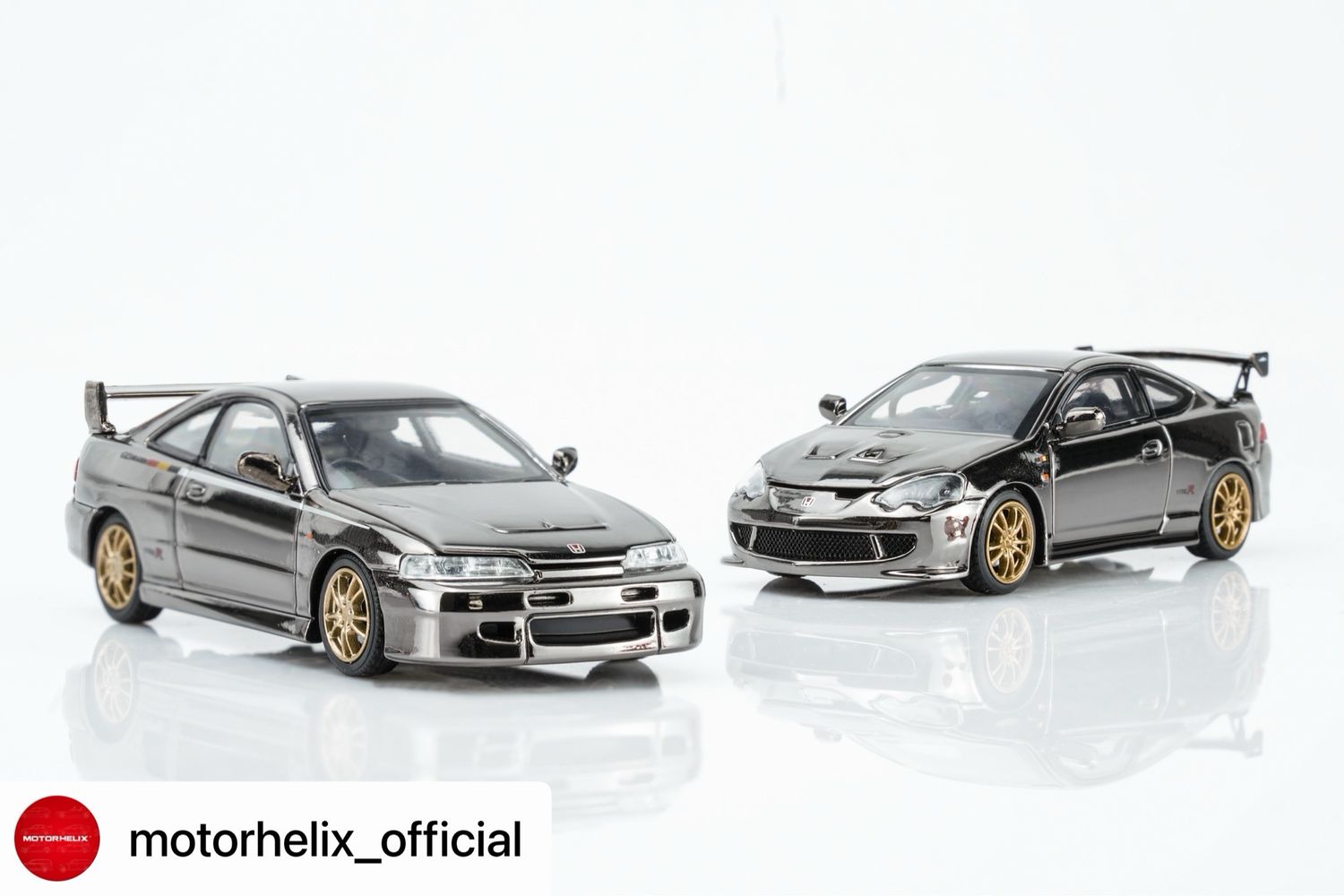 [PREORDER] Motorhelix Honda Integra DC2 &amp; DC5 MUGEN Customized Black Chrome 2-Car Set | 2026 The Model Car Show Malaysia