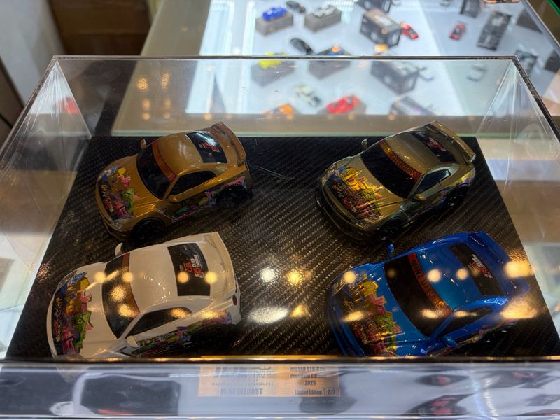 Heng’s Garage x MINE DIECAST Nissan GTR-R35 Limited Edition Set of 4 Cars Acrylic Box Set | 2026 Thailand Diecast Expo Heng’s Garage x MINE DIECAST Nissan GTR-R35 Limited Edition Set of 4 Cars Acrylic Box Set | 2026 Thailand Diecast Expo
