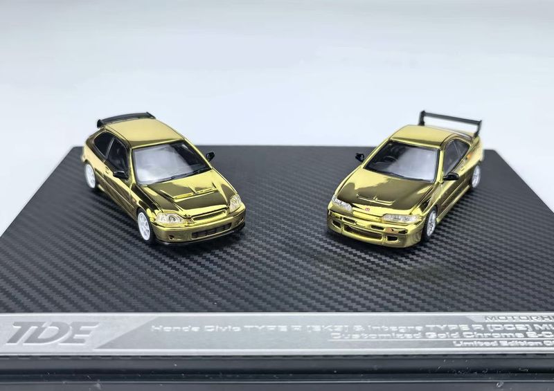 Motorhelix Honda Civic Type R (EK9) &amp; Integra Type R (DC2) Mugen Customized Gold Chrome 2-Car Set | 2026 Thailand Diecast Expo