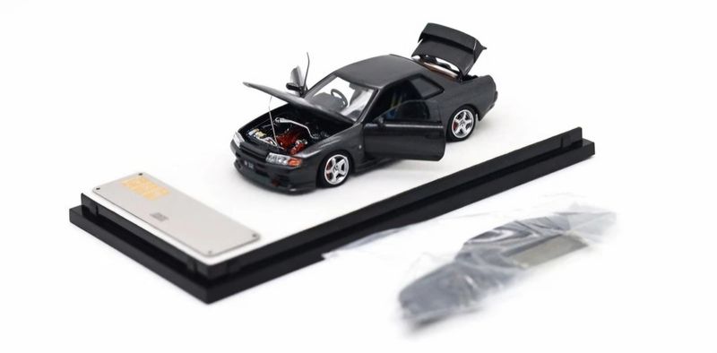 PGM x One Model 1/64 Nissan Skyline GT-R R32 Metallic Grey