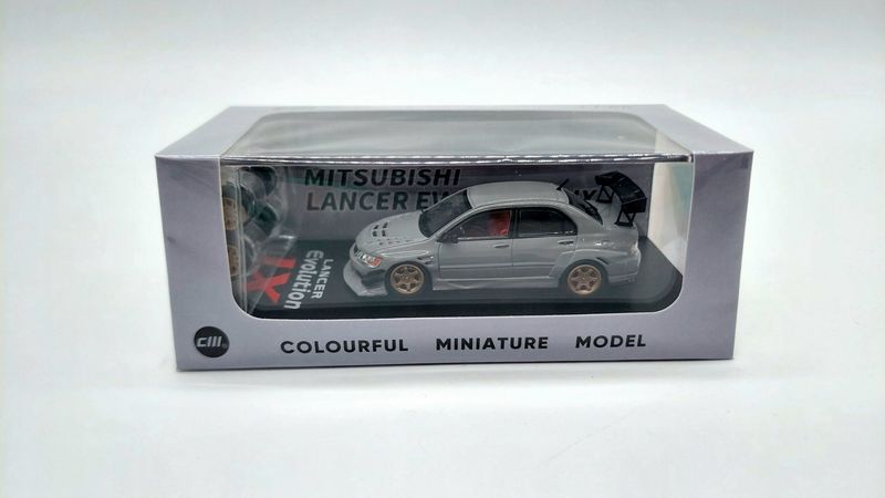 CM Model Mitsubishi Lancer Evolution IX Grey CM Model Mitsubishi Lancer Evolution IX Grey