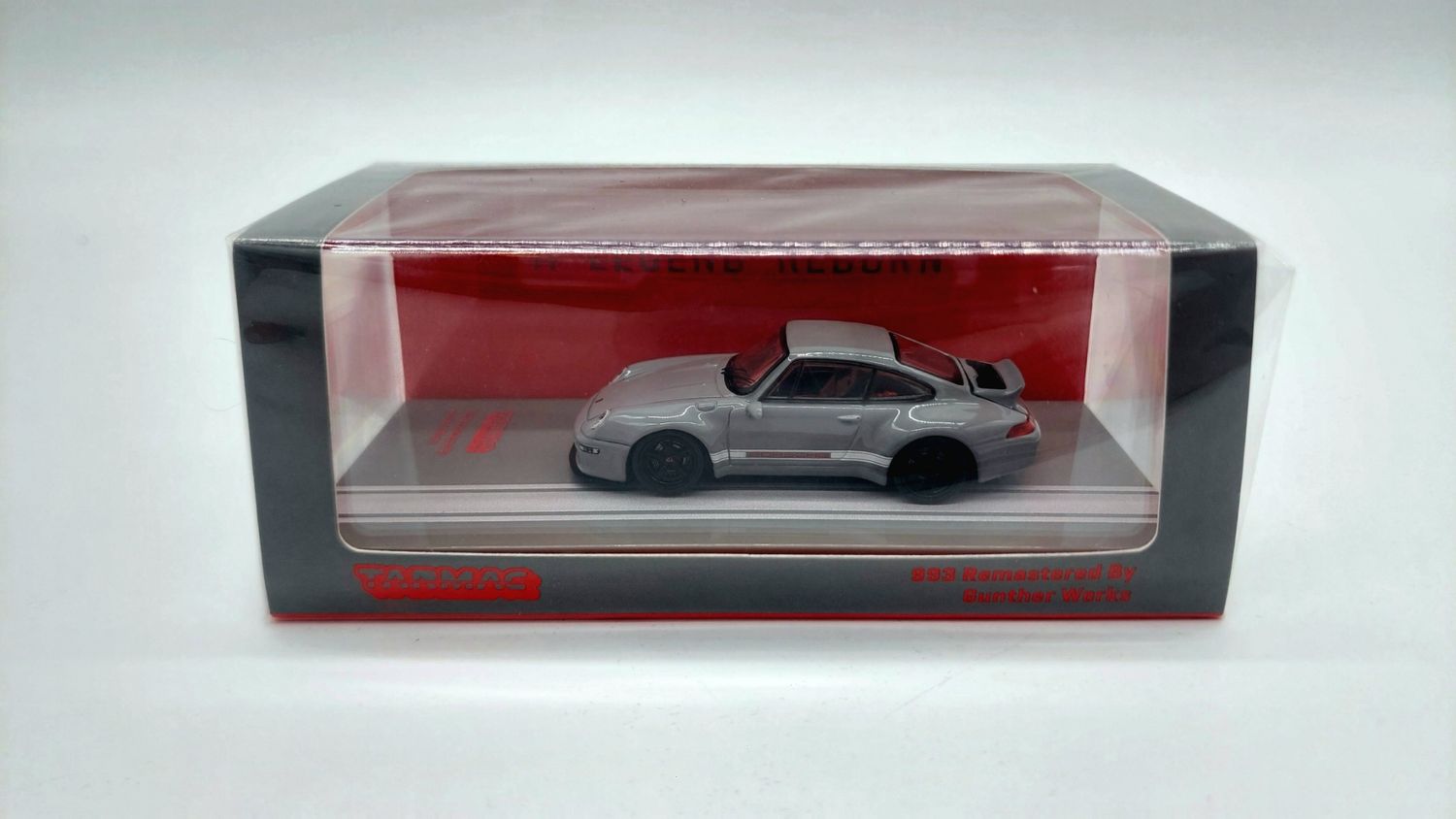Tarmac Works Porsche 993 Remastered by Gunther Works Grey Tarmac Works Porsche 993 Remastered by Gunther Works Grey