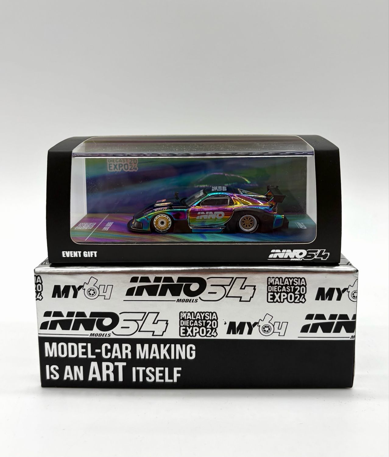 INNO64 LBWK Mazda RX-7 (FD3S) Iridescent Chrome Event Gift Model | 2024 The Model Car Show Malaysia INNO64 LBWK Mazda RX-7 (FD3S) Iridescent Chrome Event Gift Model | 2024 The Model Car Show Malaysia
