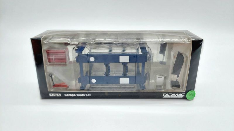 Tarmac Works 1/64 Garage Tools Set