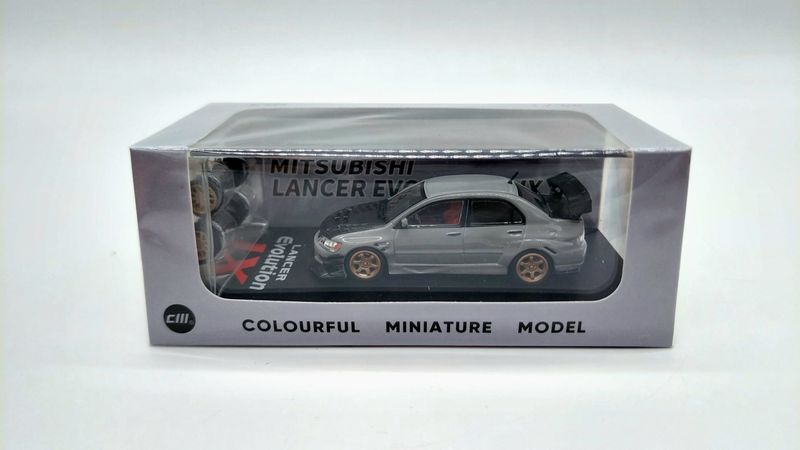 CM Model Mitsubishi Lancer Evolution IX Grey with Carbon Hood