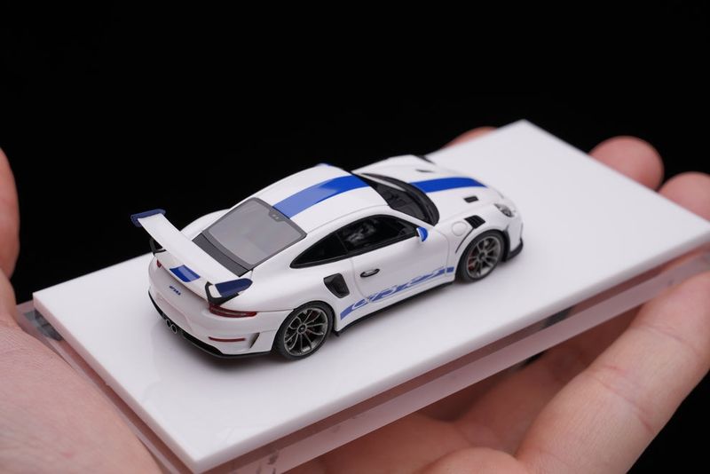 1/64 Fuelme x VenomModel Porsche 911 GT3RS Exclusive Edition