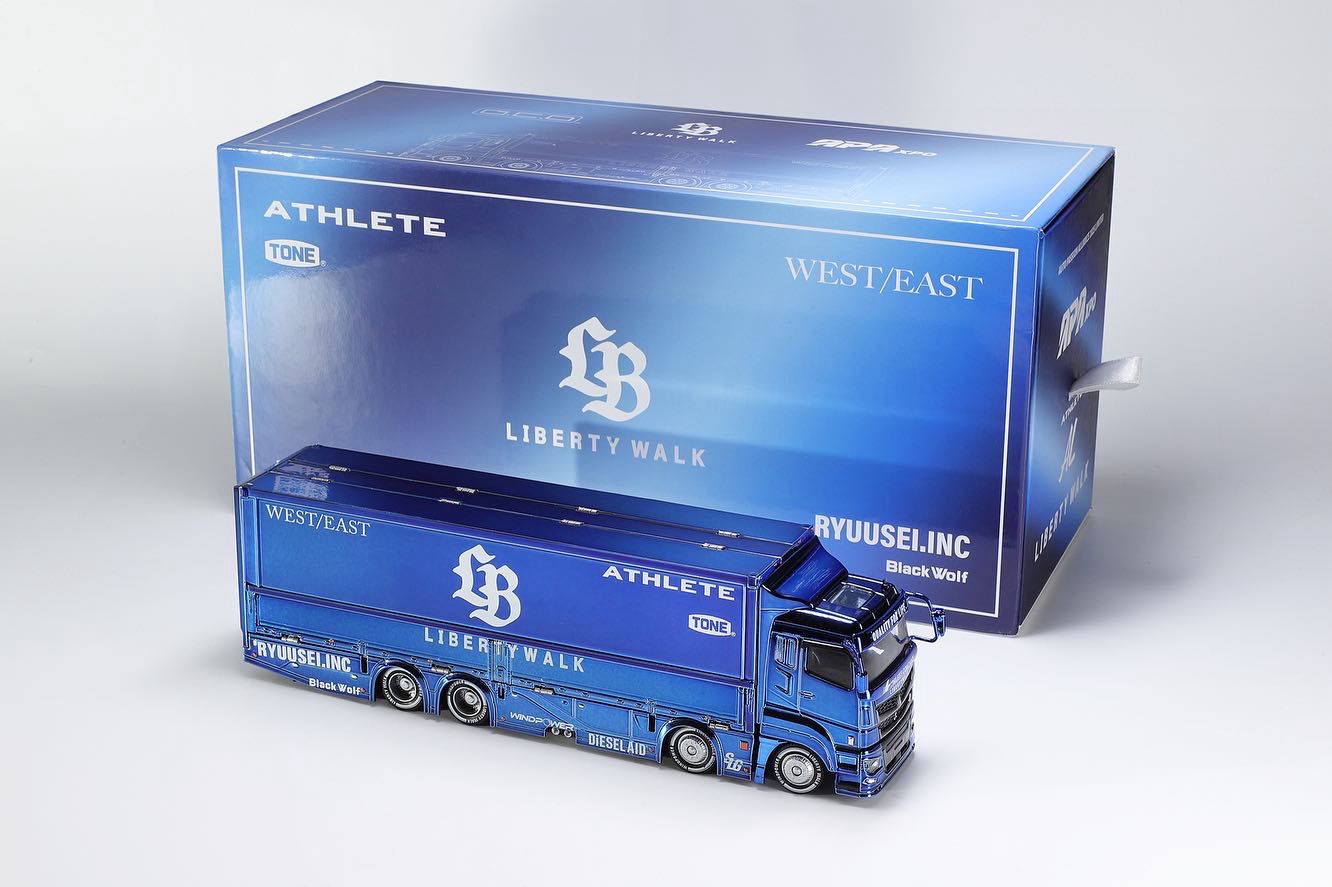 GCD x Liberty Walk Mitsubishi Fuso Super Great Transport LBWK Chrome Blue | 2025 Auto Passion Alliance (APA)