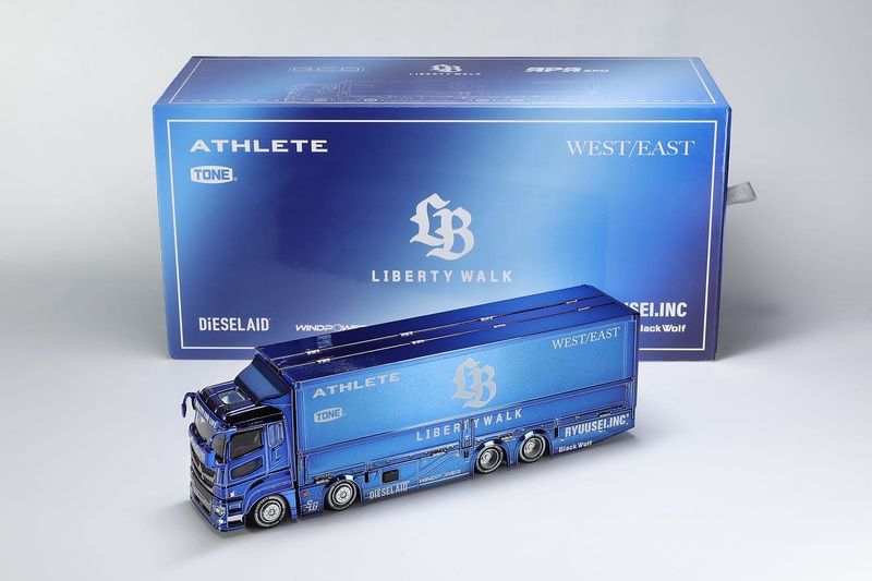 GCD x Liberty Walk Mitsubishi Fuso Super Great Transport LBWK Chrome Blue | 2025 Auto Passion Alliance (APA)