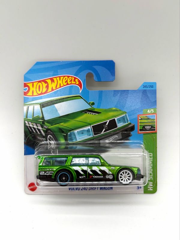 Hot Wheels Volvo 240 Drift Wagon Super Treasure Hunt