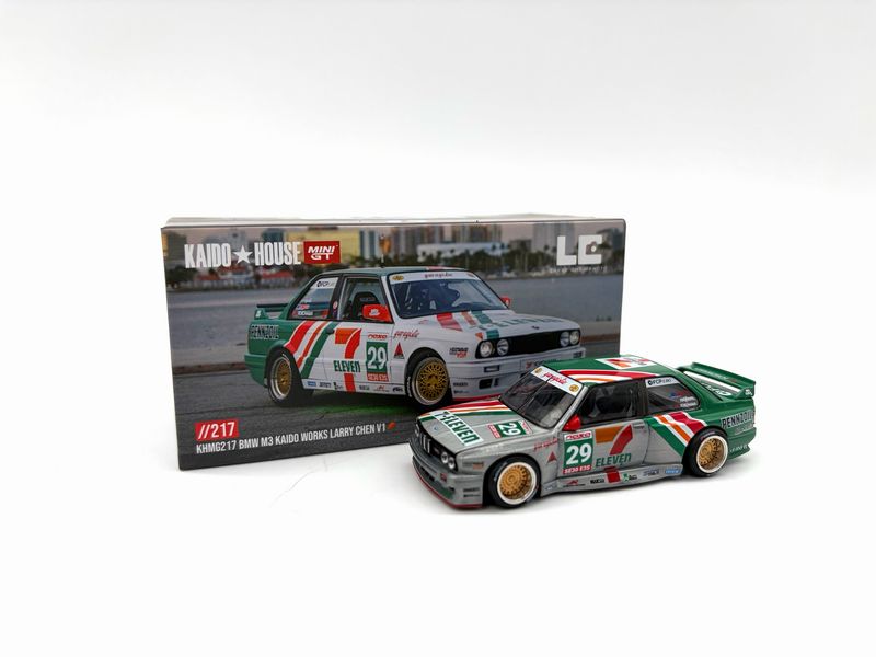 KAIDOHOUSE x 7-11 BMW M3 Kaido Works Larry Chen V1 (KHMG217) USA Exclusive Chase