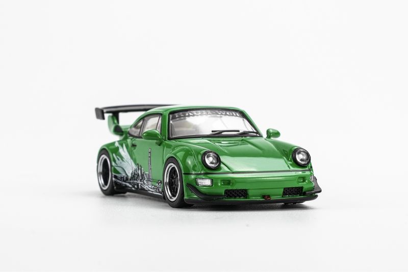 [PREORDER] Motorhelix RWB 964 Signal Green | Chance of Chase | 2026 HK Toy Car Salon