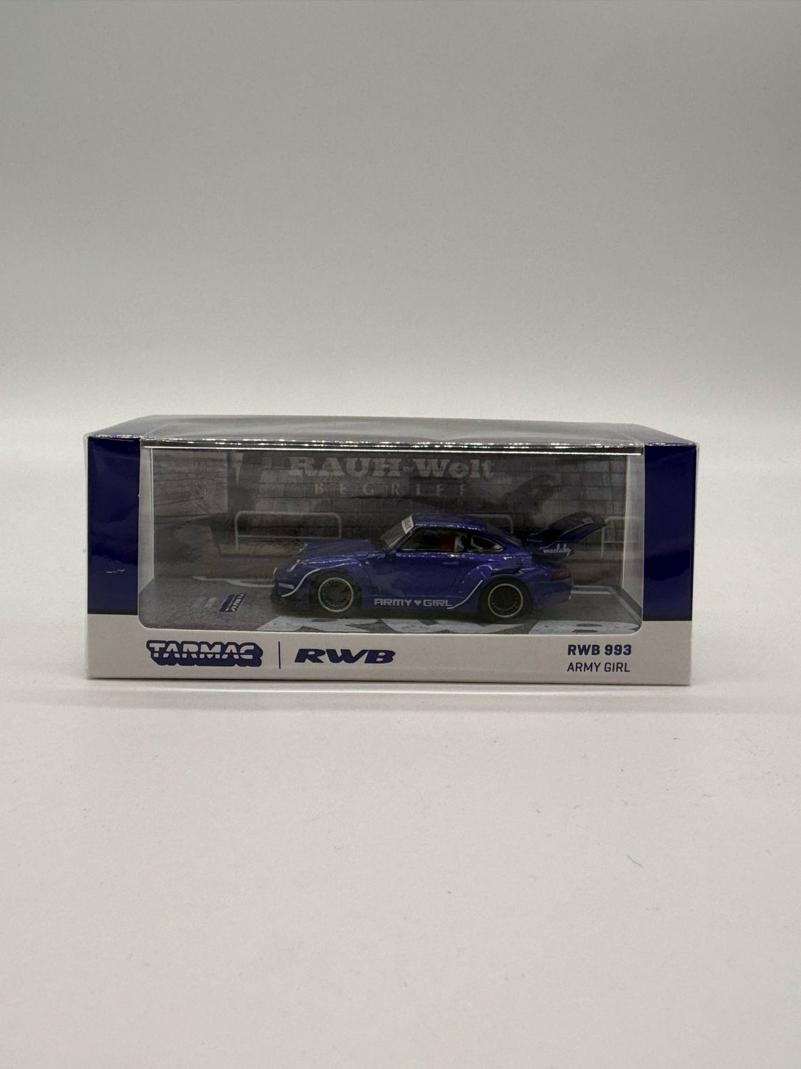 Tarmac Works Rwb 993 Army Girl