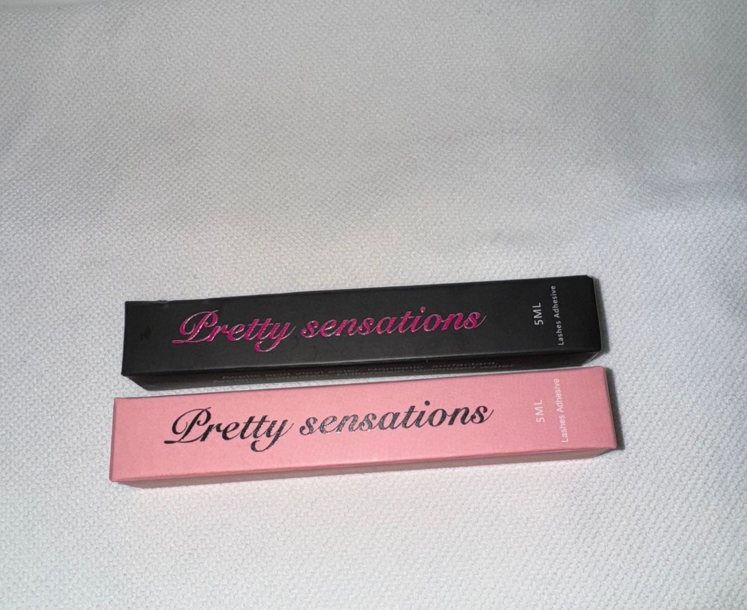 Sticky Sensation eyelash glue