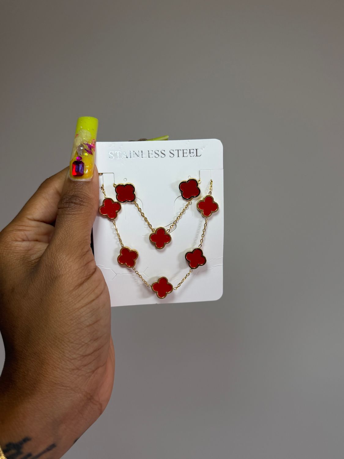 Red Clover Set, Earrings, bracelet &amp; chain