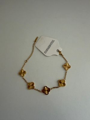 Plane &amp; Gold  Clover Jewlery