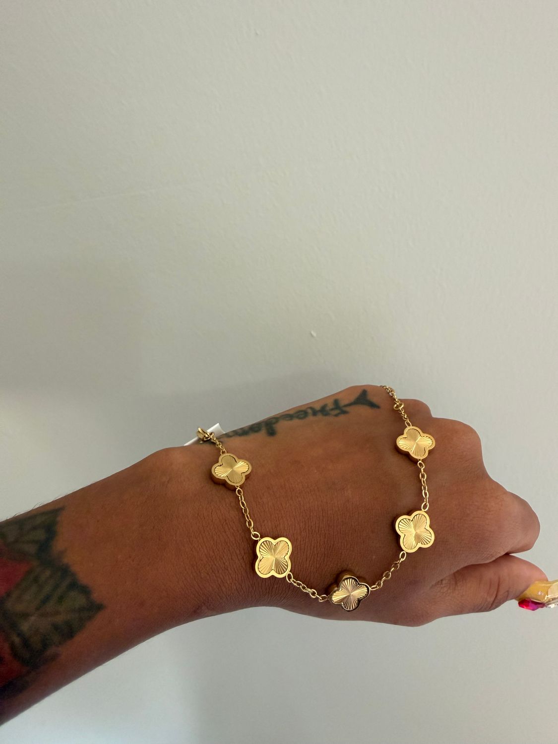 Plane &amp; Gold  Clover Jewlery