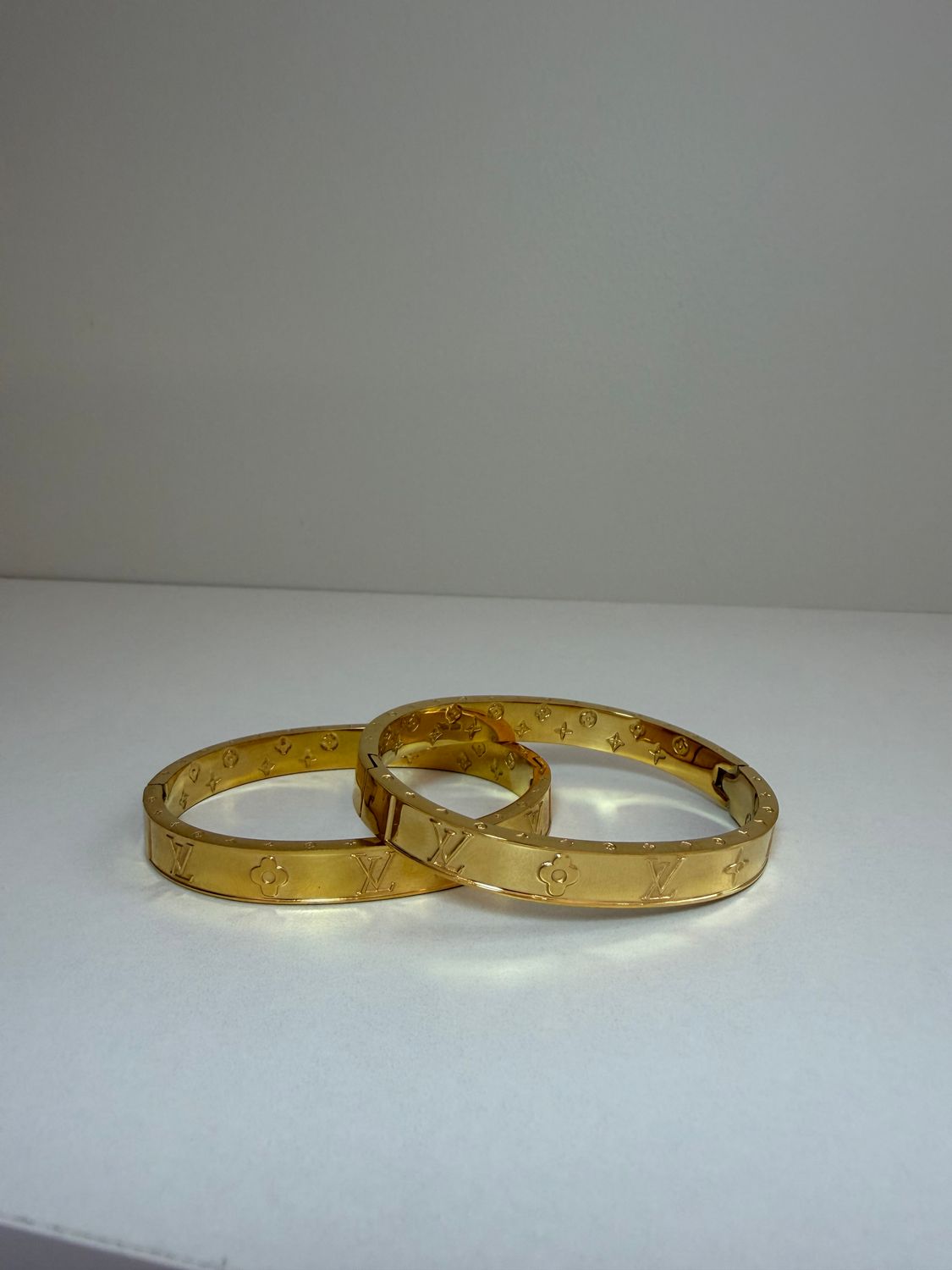 Gold Louis Vuitton   Bangle  Set