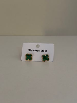 Clover Green  plane Earrings