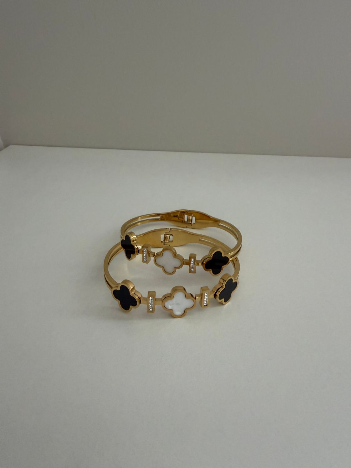 Gold Clover  Bangle