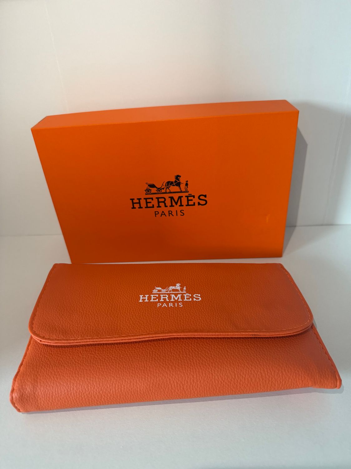 Hermes makeup brush set