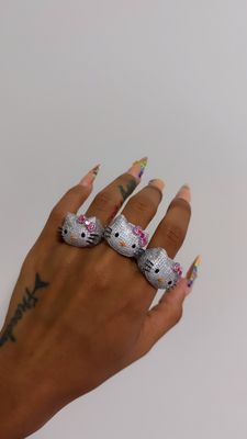 Size 7- silver  hello kitty ring