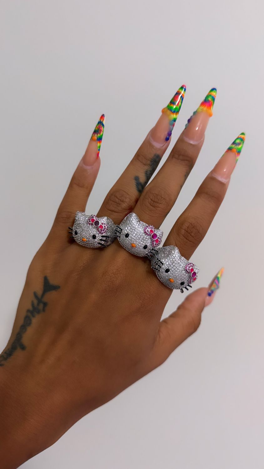 Size 7- silver  hello kitty ring