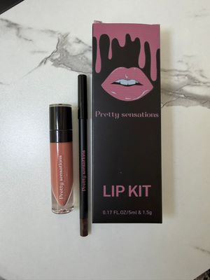 Soft mocha lip kit