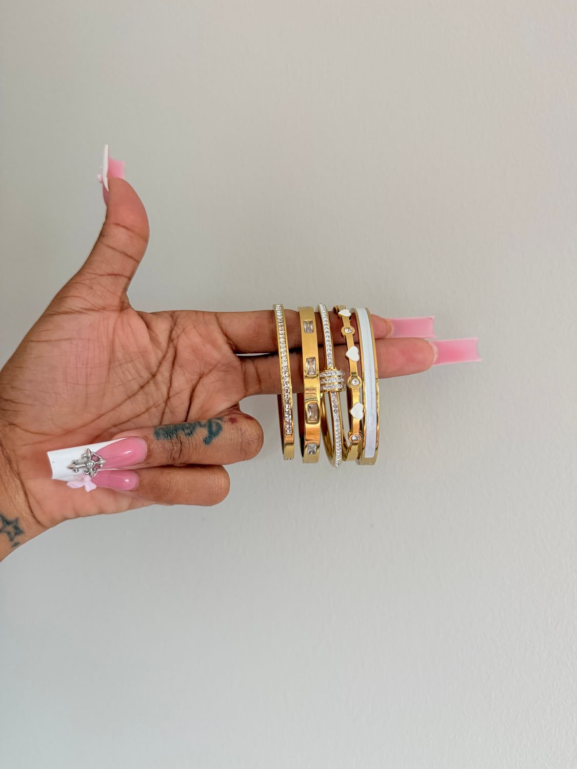 Gold and white bracelet set