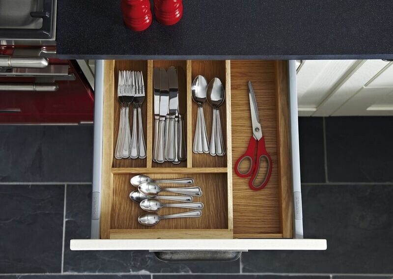 European Oak Expanding Cutlery Tray Insert