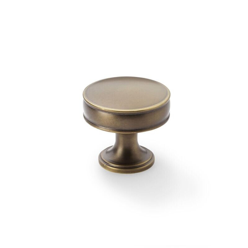 Alexander & Wilks Lynd Circular Knob