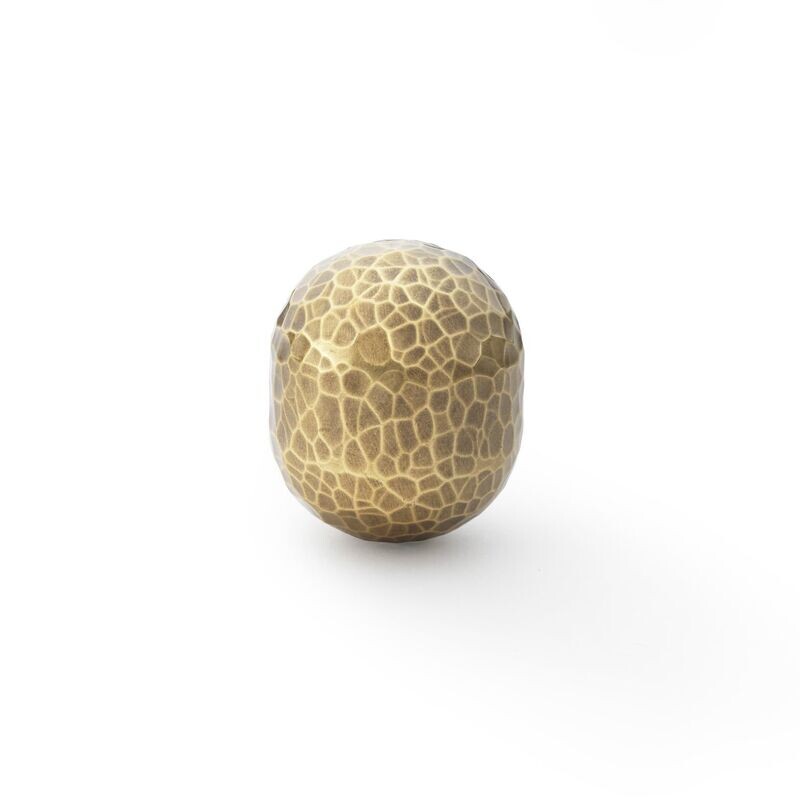 Alexander & Wilks Patrice Hammered Vertical Oval Knob