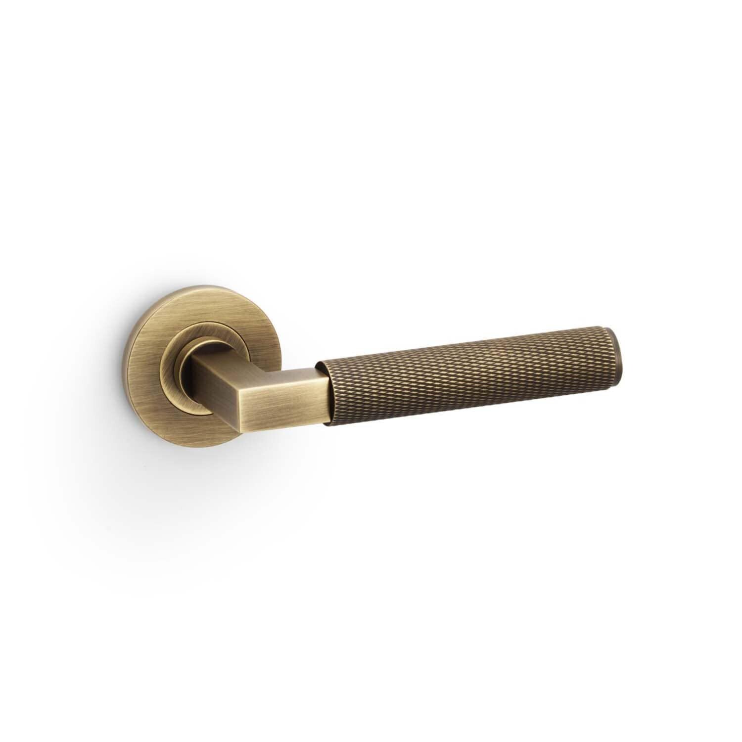 Alexander and Wilks Hurricane Knurled Lever on Round Rose Door Handle